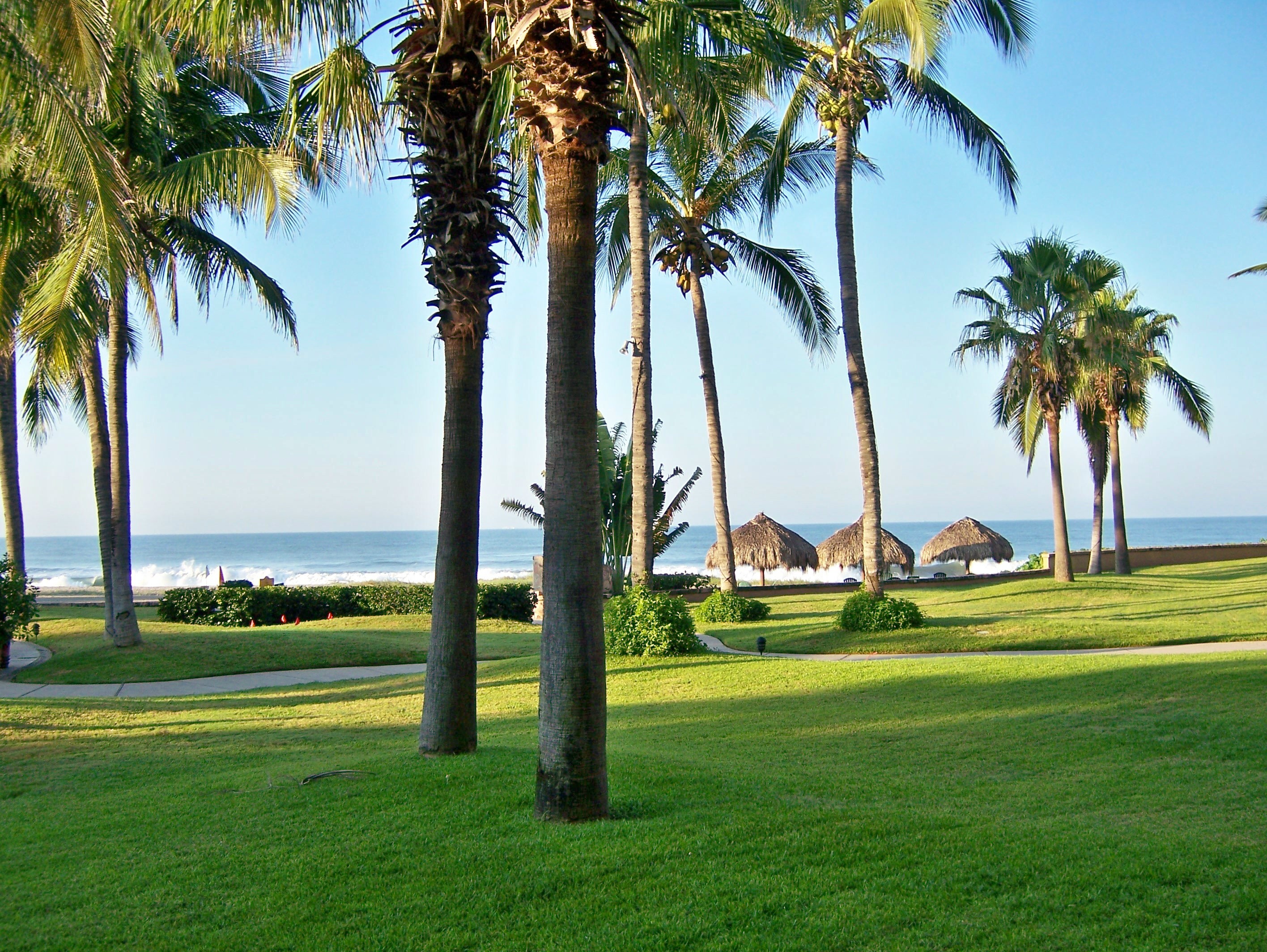Oceanfront condo vacation rental